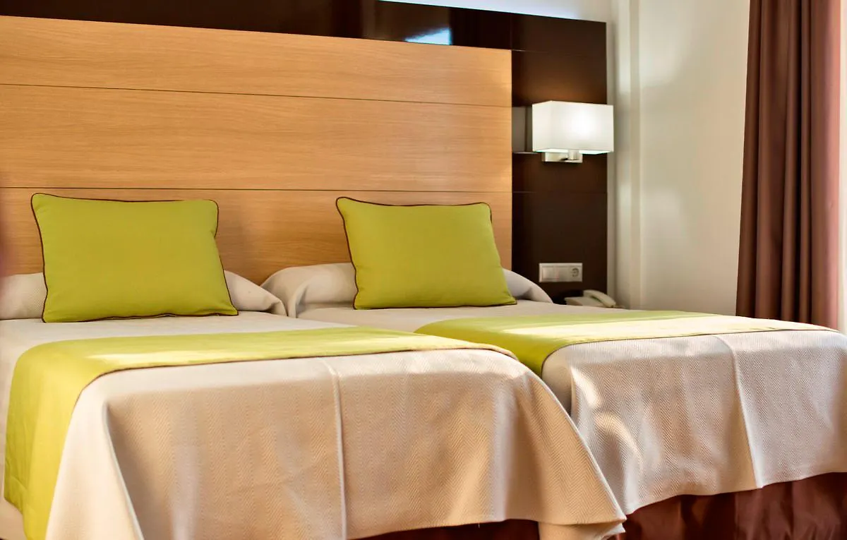***  Hotel Baviera マルベーリャ スペイン